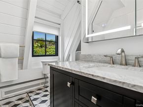 70 Glenview Drive, Southampton NY 11968