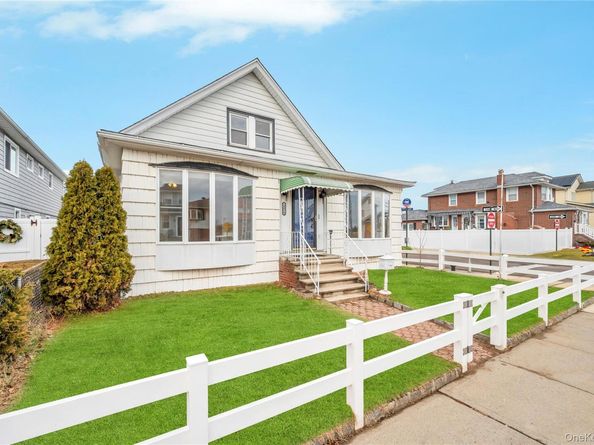 100-19 160th Avenue, Howard Beach NY 11414