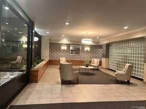 20 Wendell Street 18A, Hempstead NY 11550