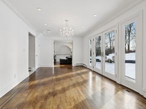 10 Foxwood Lane, Thornwood NY 10594