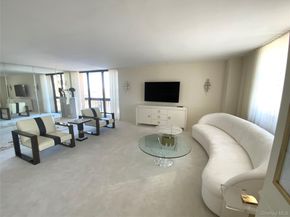 27010 Grand Central Parkway 17E, Floral Park NY 11005