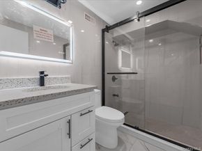918 N 6th Street, North New Hyde Park NY 11040