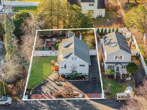 26 Neptune Road, Rocky Point NY 11778