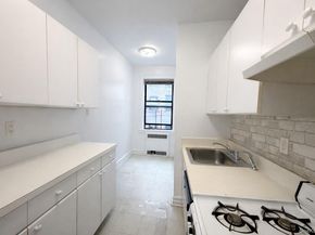 35-50 82 St 4A, Jackson Heights NY 11372