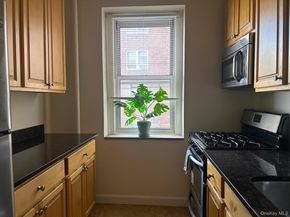 90 BRYANT Avenue Croydon2.C, White Plains NY 10605