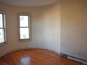 740 E 218th Street, Bronx NY 10467