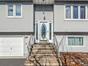 299 Seminole Street, Ronkonkoma NY 11779