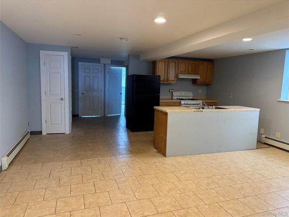 2806 Wellman Avenue, Bronx NY 10461