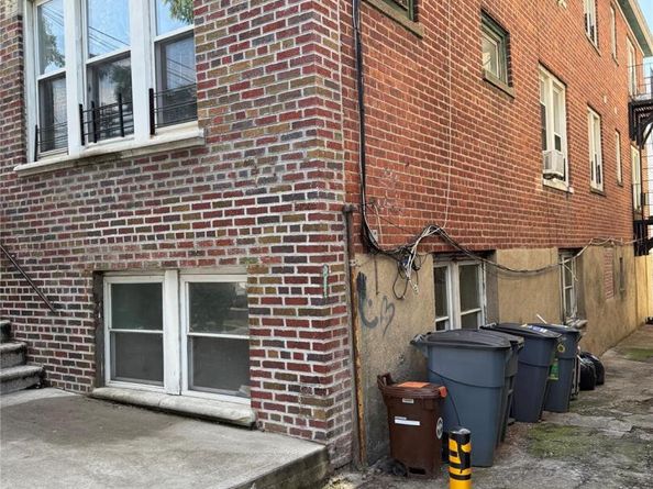 2806 Wellman Avenue, Bronx NY 10461