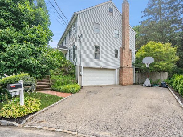 6 Cedar Avenue, Locust Valley NY 11560