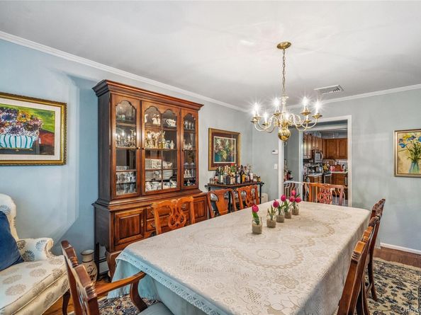 6 Cedar Avenue, Locust Valley NY 11560