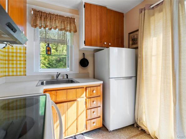 313 Forest Road W, Mastic Beach NY 11951