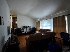149 Phelps Lane, North Babylon NY 11703