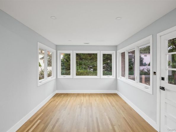 2100 Beverly Way, Merrick NY 11566