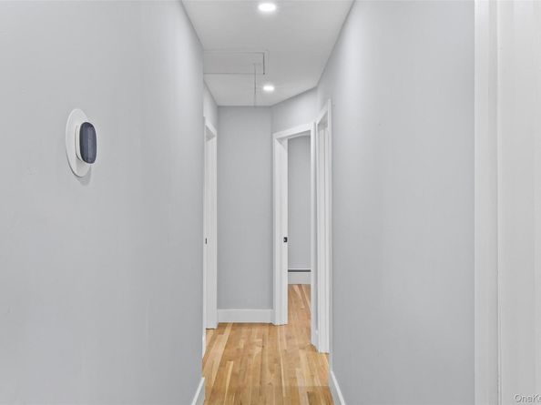 2100 Beverly Way, Merrick NY 11566