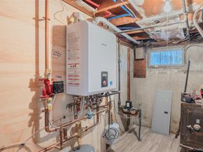 2100 Beverly Way, Merrick NY 11566