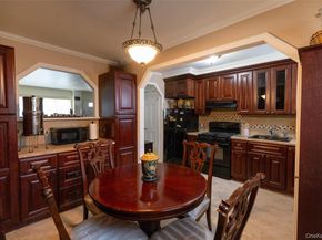 1865 Hunt Avenue, Bronx NY 10462