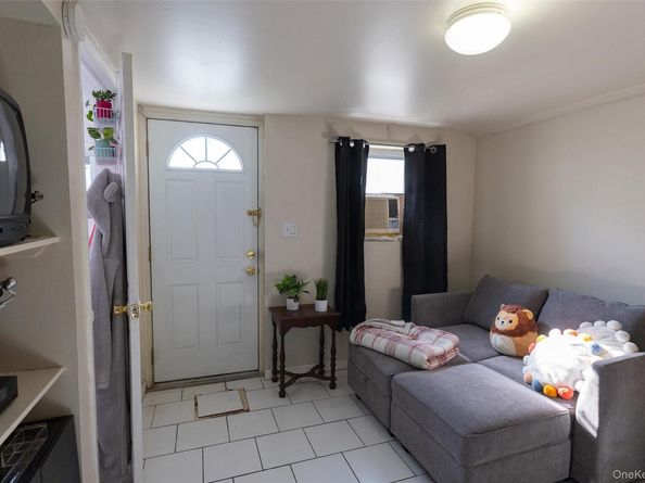 1865 Hunt Avenue, Bronx NY 10462