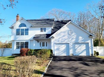 89 Railroad Avenue