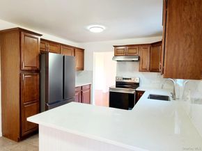 89 Railroad Avenue, Center Moriches NY 11934