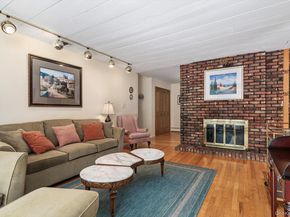17 Treeview Drive, Melville NY 11747