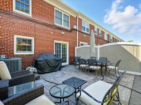 6227 Douglaston Parkway 13, Douglaston NY 11362