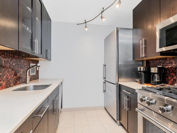 2287 Johnson Avenue 10C, Bronx NY 10463