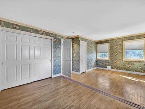 34 Oakley Drive, Huntington Station NY 11746