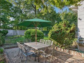 34 Oakley Drive, Huntington Station NY 11746
