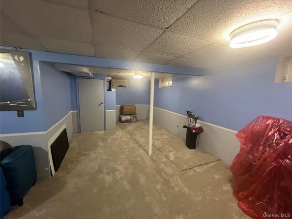 22417 Fairbury Avenue, Queens Village NY 11428