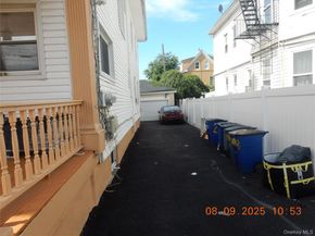 258 S 10th Avenue, Mount Vernon NY 10550