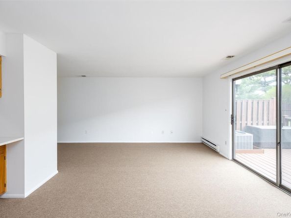 100 Daly Boulevard 411, Oceanside NY 11572