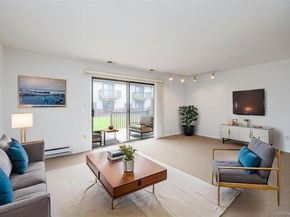 100 Daly Boulevard 411, Oceanside NY 11572