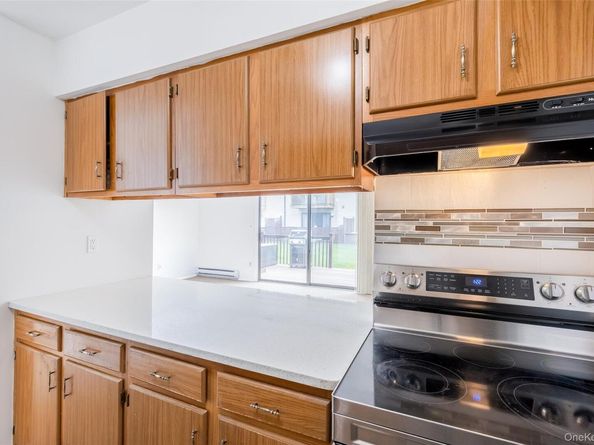 100 Daly Boulevard 411, Oceanside NY 11572