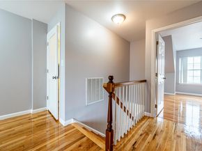1 Patricia Lane 209, Bronx NY 10465