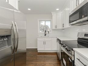 786 4th Avenue, Bay Shore NY 11706