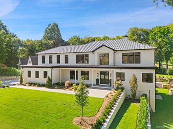 11 Boxwood Lane