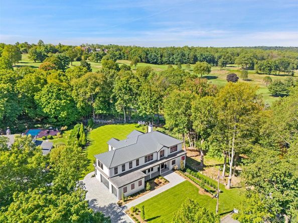 11 Boxwood Lane, Rye NY 10580