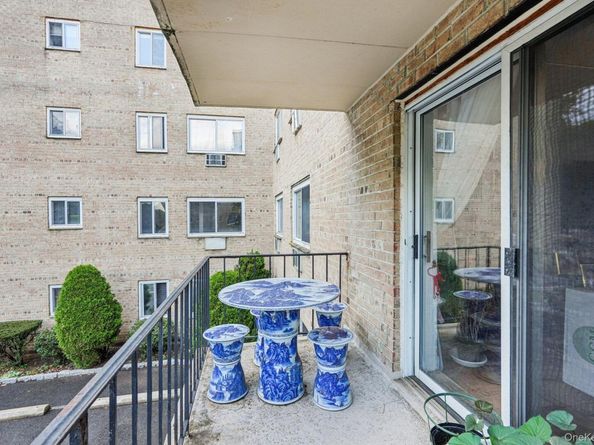 2035 Central Park Avenue 1K, Yonkers NY 10710