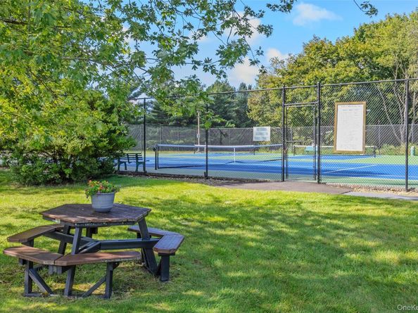 204 Bentley Court E 204, Saint James NY 11780