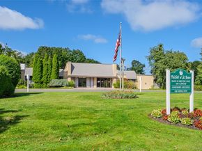204 Bentley Court E 204, Saint James NY 11780