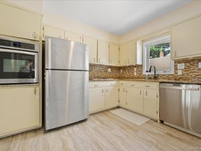 59 Grand Place, East Northport NY 11731
