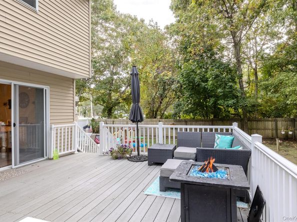 5 Baker Road, Mastic Beach NY 11951