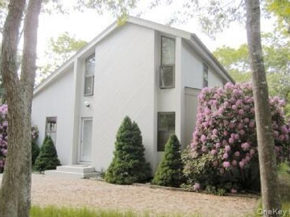 12 Todd Drive, East Hampton NY 11937