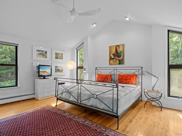 12 Todd Drive, East Hampton NY 11937