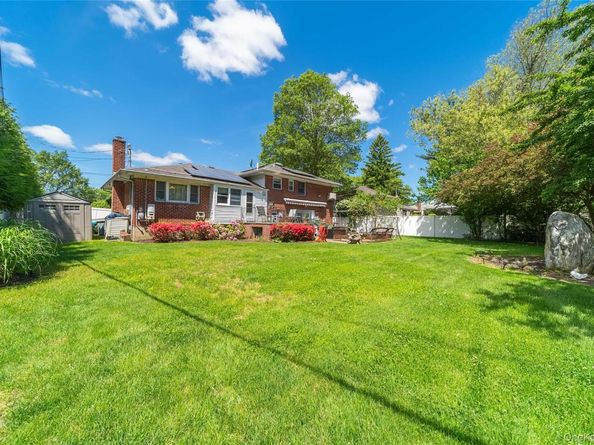 2544 New York Avenue, Huntington NY 11747