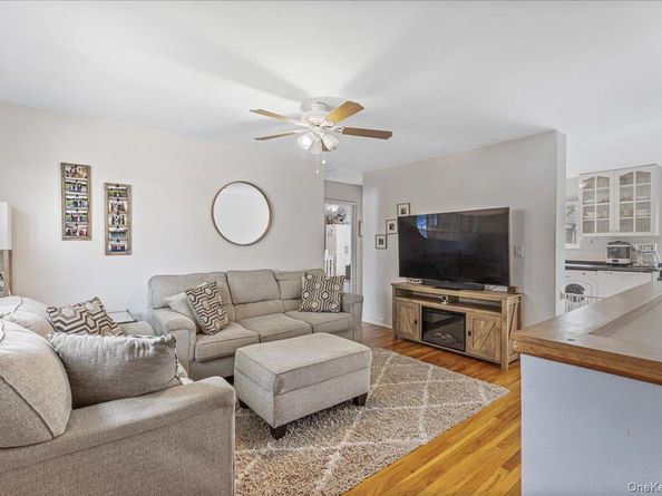 68-77 Bell Boulevard 2, Bayside NY 11364