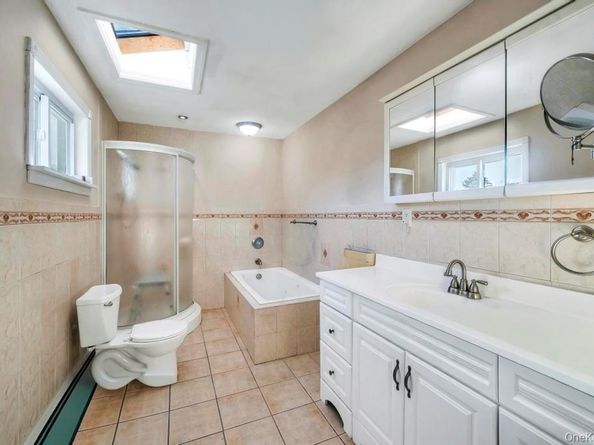 18 Elmira Street, Deer Park NY 11729