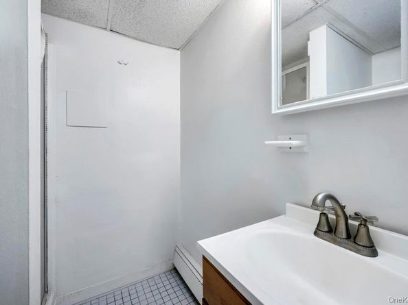 18 Elmira Street, Deer Park NY 11729