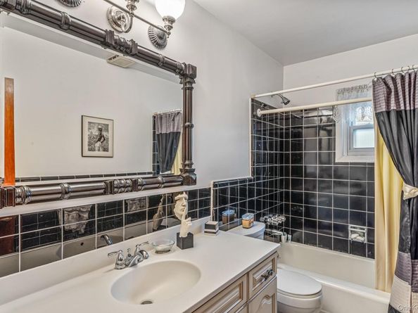 86-79 Pinto Street, Holliswood NY 11423